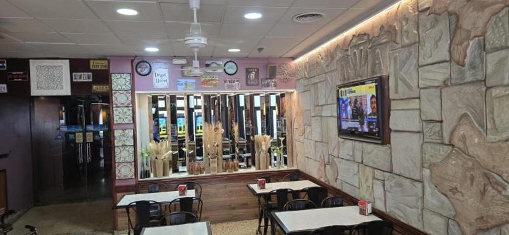 Local comercial en venta en Sant Carles de la Ràpita, Centro photo 0