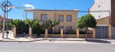 Chalet en venta en La Almunia de Doña Godina, Almunia de Doña Godina (La) photo 0