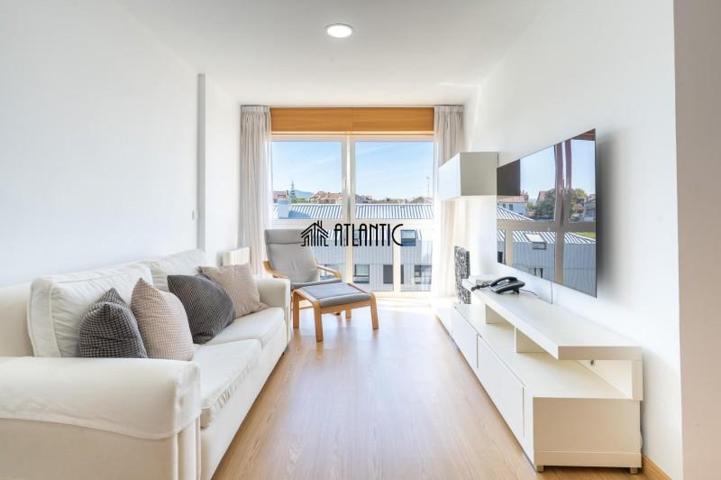 Piso en venta en Vigo, Alcabre photo 0