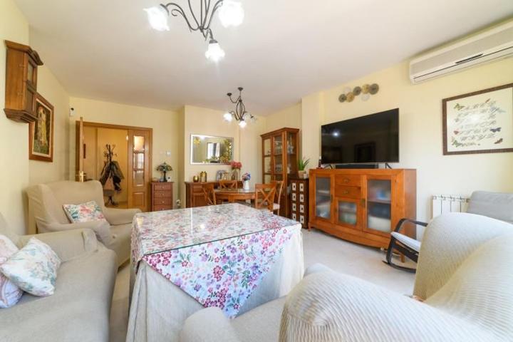 Piso en venta en Armilla, Campus Salud photo 0