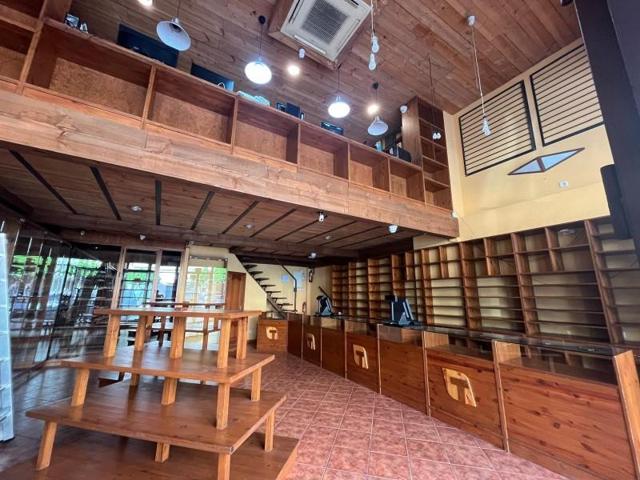 Local comercial en venta en Torremolinos, C.C. Pablo Ruiz Picasso photo 0