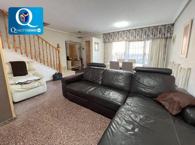 Adosada en venta en Alicante, Divina Pastora photo 0