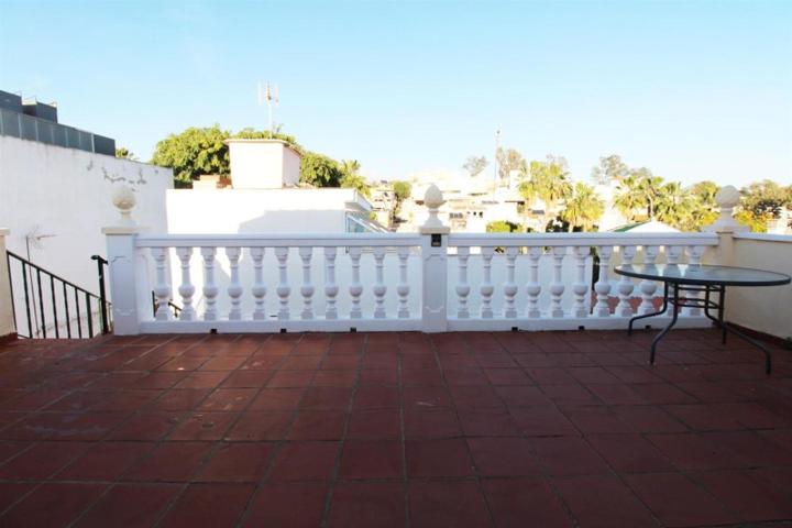 Chalet en venta en Málaga photo 0