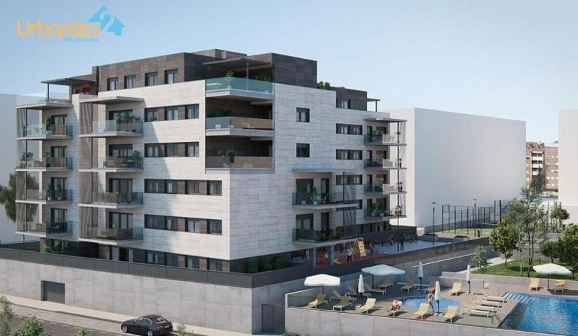 Piso en venta en Badajoz, San Fernando photo 0