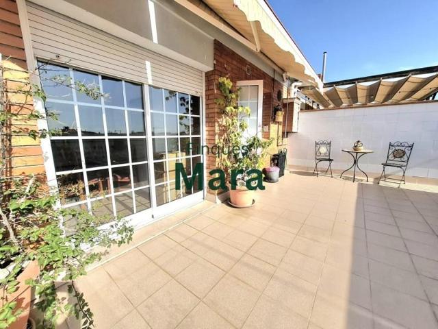 Aticos en venta en Sant Boi de Llobregat, Vinyets photo 0