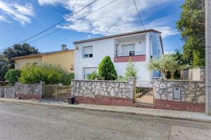 Casa en venta en La Torre de Claramunt, Ca l anton photo 0