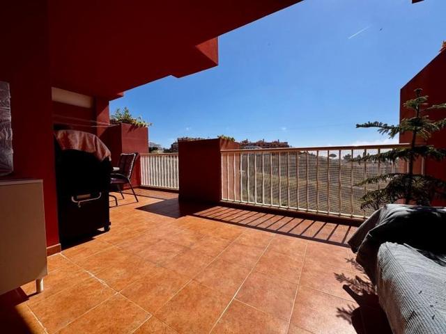 Apartamento en venta en Fuengirola, Los Pacos photo 0