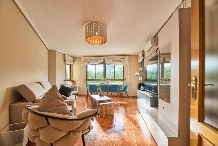 Apartamento en venta en Valencia, Patraix photo 0