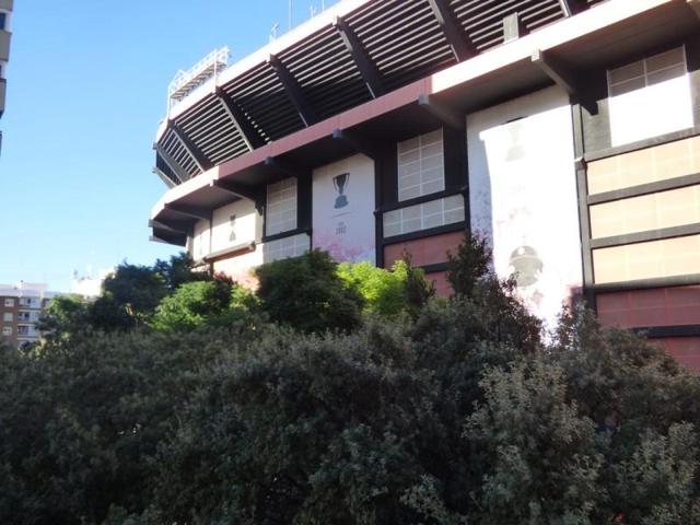 Piso en venta en Valencia, Carrer de Finlàndia, 46010 photo 0