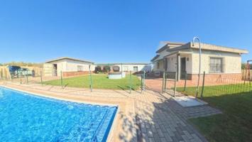 Chalet en venta en Rota, Aguadulce - Almadraba - Punta Candor photo 0