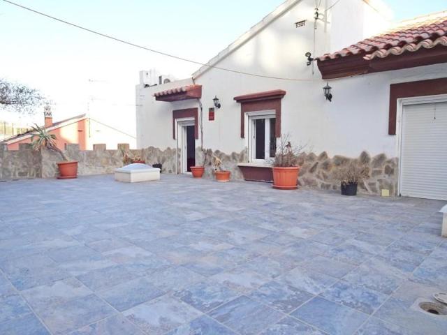 Bungalow en venta en Alhaurín de la Torre, Manantiales - Lagar - Cortijo photo 0