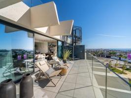 Apartamento en venta en Estepona, Padrón photo 0