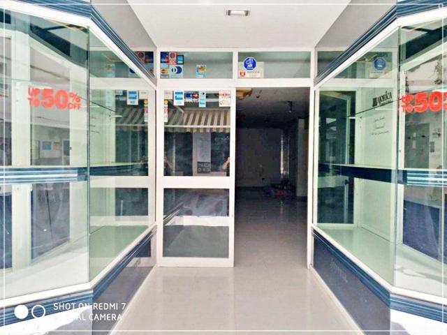 Local comercial en venta en Arona, Calle Juan XXIII, 38650 photo 0