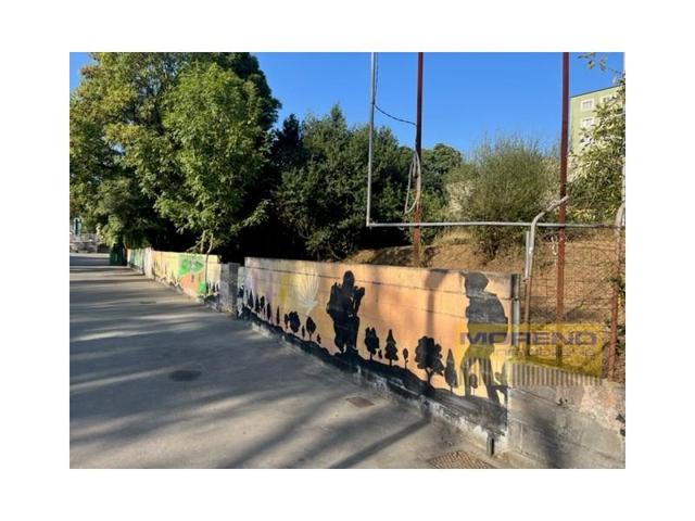 Terreno en venta en Sarria, Malecón photo 0