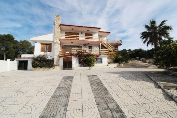 Casa en venta en Bellvei, BARONIA DEL MAR photo 0