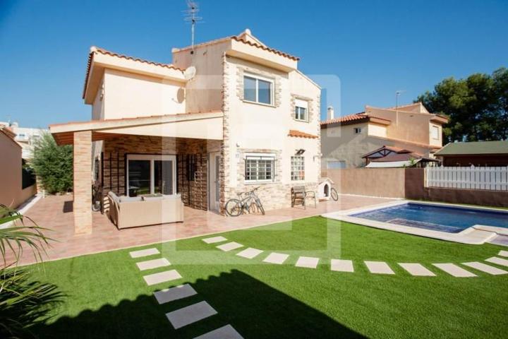 Chalet en venta en Riba-roja de Túria, La Reva photo 0