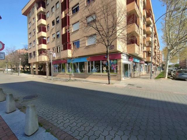 Local comercial en venta en Logroño, Club Deportivo photo 0