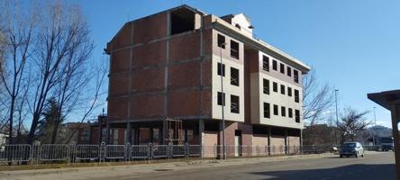 Edificio en venta en Benavides, Benavides de orbigo photo 0