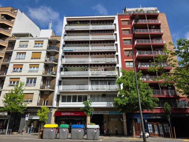 Piso en venta en Lleida photo 0