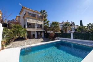 Chalet en venta en Alhendín, Urb. sueños de cadima photo 0