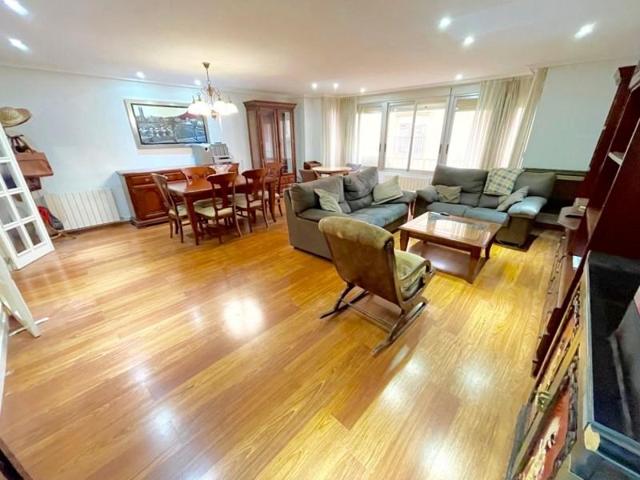 Piso en venta en Alicante, Centro photo 0