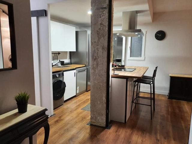 Piso en venta en Valencia, Mestalla photo 0