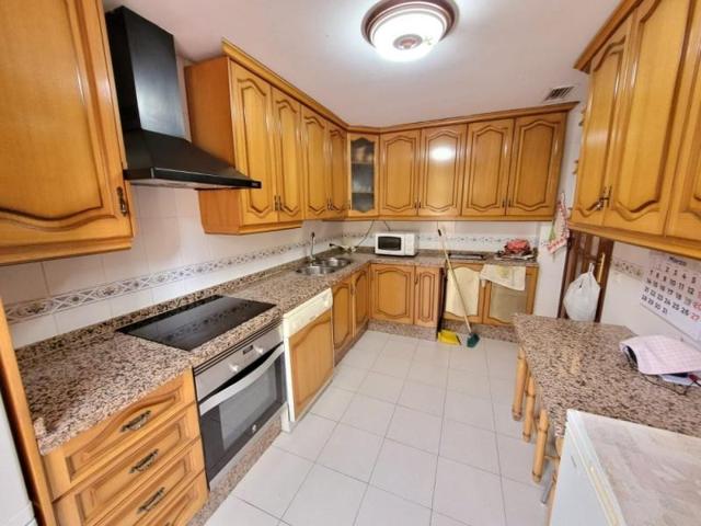 Casa en venta en Granada, Parque almunia photo 0