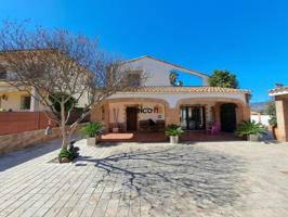 Chalet en venta en Canals, Área de Canals photo 0