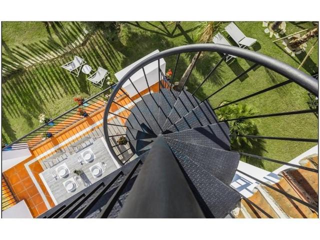 Aticos en venta en Benahavís photo 0