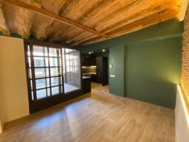 Piso en venta en Barcelona, El Raval photo 0