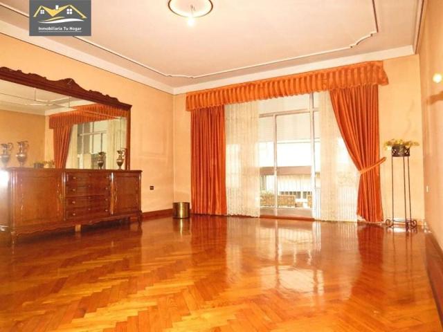 Piso en venta en Ourense, Centro photo 0