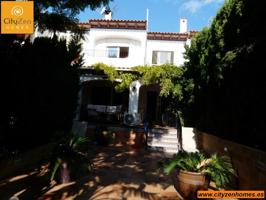 Adosada en venta en San Juan, Partida de capucho photo 0