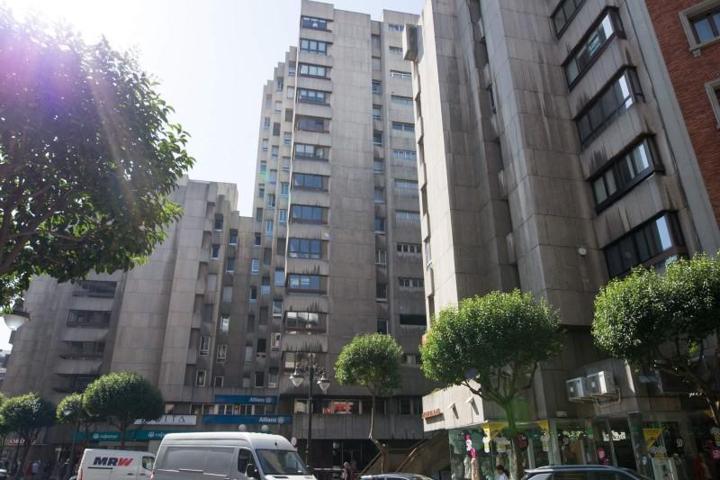 Piso en venta en León, Centro Ciudad photo 0