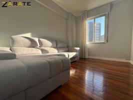 Piso en venta en Bilbao, Ametzola photo 0