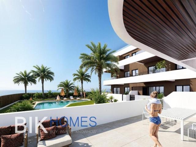 Apartamento en venta en Guardamar del Segura photo 0