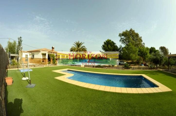 Casa con terreno en venta en Huércal-Overa photo 0