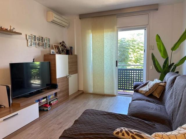 Piso en venta en Pallejà, Nucleo urbano 32 photo 0