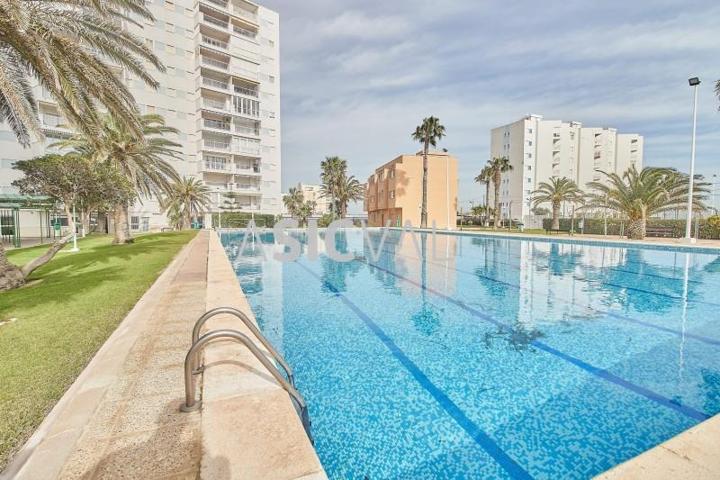 Apartamento en venta en Valencia, El Perellonet photo 0