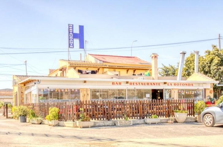 Local comercial en venta en Orihuela, Molins-Campaneta-San Bartolomé photo 0