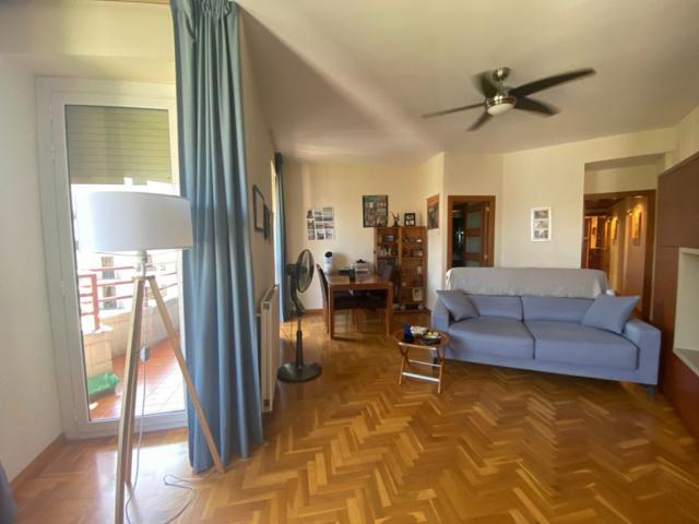 Piso en venta en Barcelona, Sagrada Familia photo 0