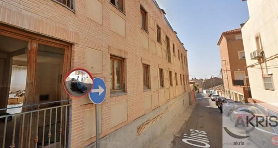 Edificio en venta en Recas photo 0