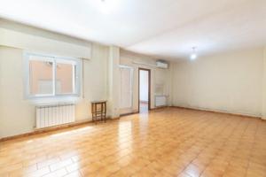 Piso en venta en Granada, Arabial photo 0