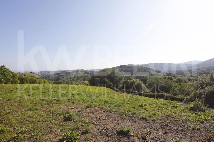 Casa en venta en Irun, Irun photo 0