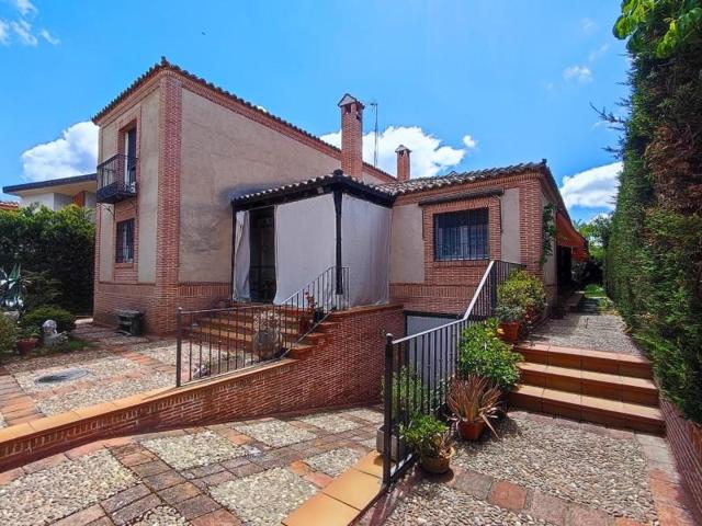 Chalet en venta en Boecillo, BOECILLO photo 0