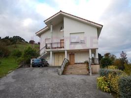 Casa en venta en Laredo, Tarrueza photo 0