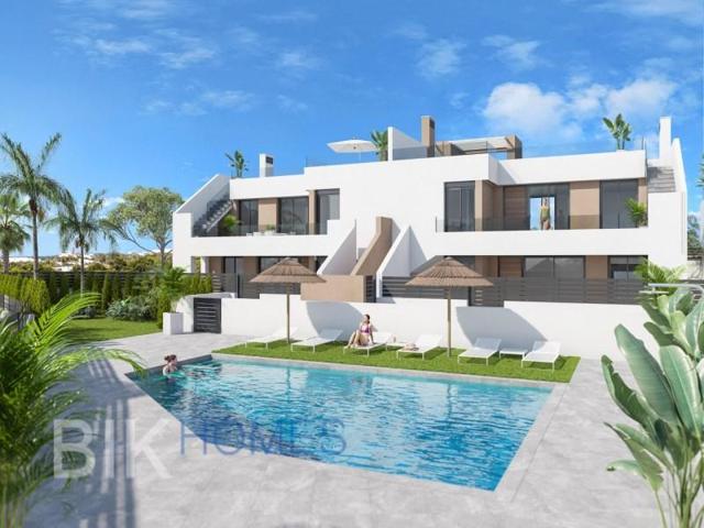 Bungalow en venta en Vera photo 0