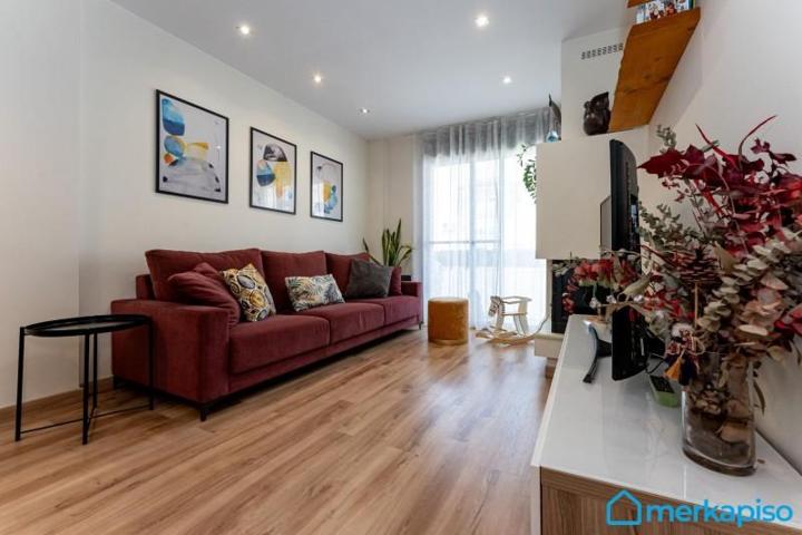 Piso en venta en Viladecans, Centre photo 0