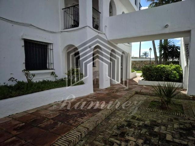 Piso en venta en Chiclana de la Frontera, La barrosa, PLAYA LA BARROSA photo 0