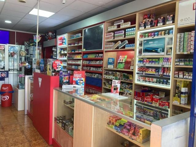 Local comercial en venta en Las Palmas de Gran Canaria, Mesa y López photo 0