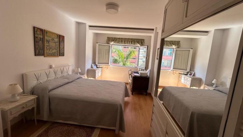 Piso en venta en Puerto de la Cruz, Martiánez photo 0